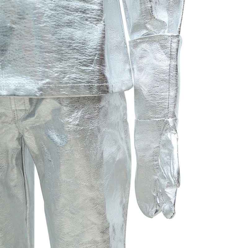 Wholesale latest 1000 degrees Celsius fire clothing aluminized heat protection suit 